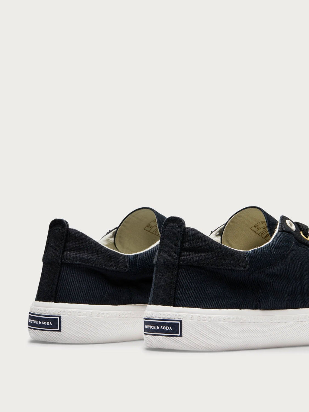Abra – Canvas Sneakers